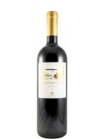 2019 Quinta do Mouro red (golden label)