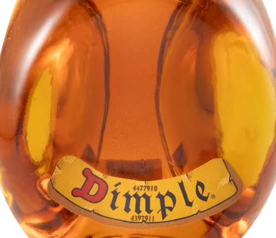 Dimple Old Blended (bakelite stopper) 75cl