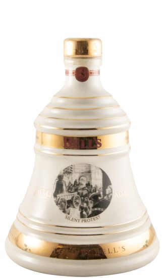 2005 Bell's Christmas Silent Protest (sino) 75cl
