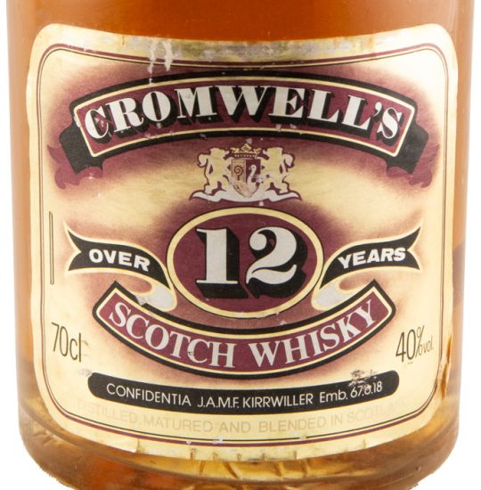 Cromwell's 12 anos