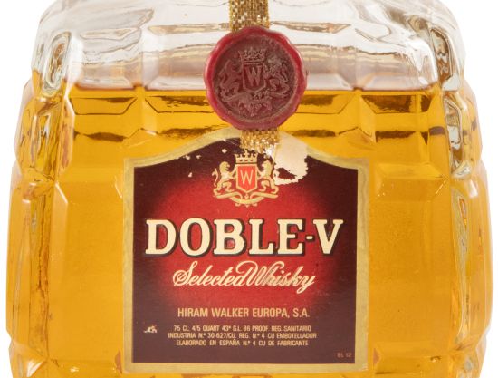 Hiram Walker Double V Select (glass stopper) 75cl