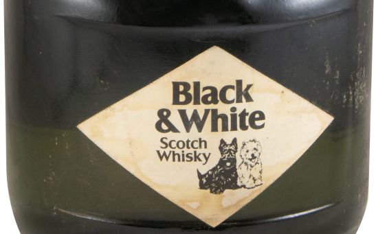 Black & White 1.875L