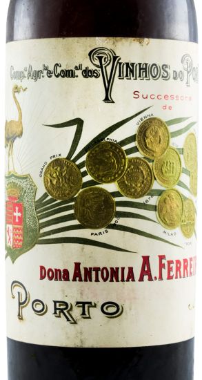 Ferreira Dona Antonia Ferreira Porto (rótulo branco)
