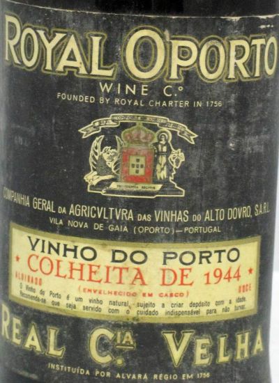 1944 Real Companhia Velha Royal Oporto Colheita Port