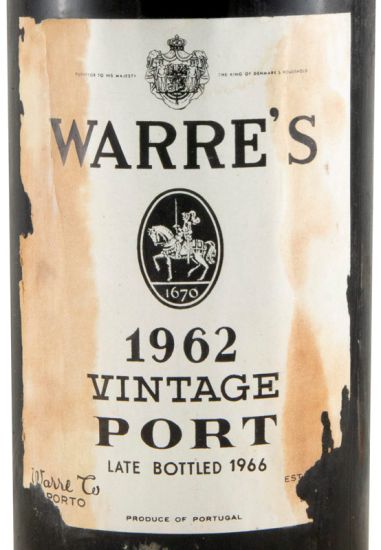 1962 Warre's Vintage Porto (engarrafado em 1966 e com rótulo danificado)