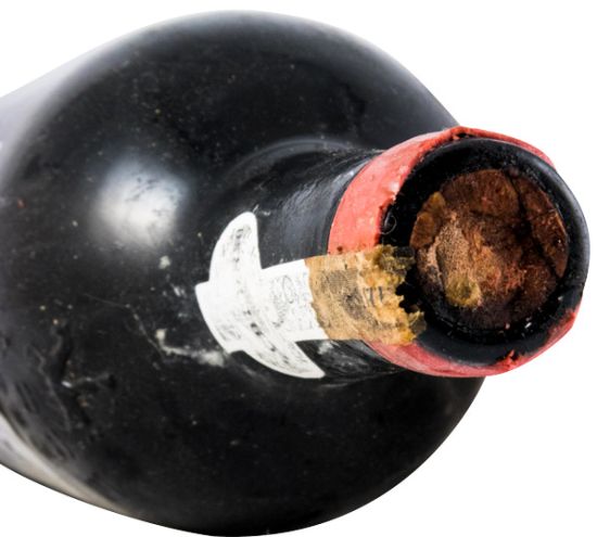 1963 Warre's Vintage Porto (lacre danificado)