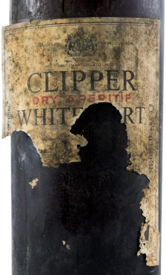 Sandeman Clipper Dry Aperitif Port (damaged label)