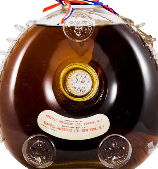 Cognac Rémy Martin Louis XIII (gargalo branco)