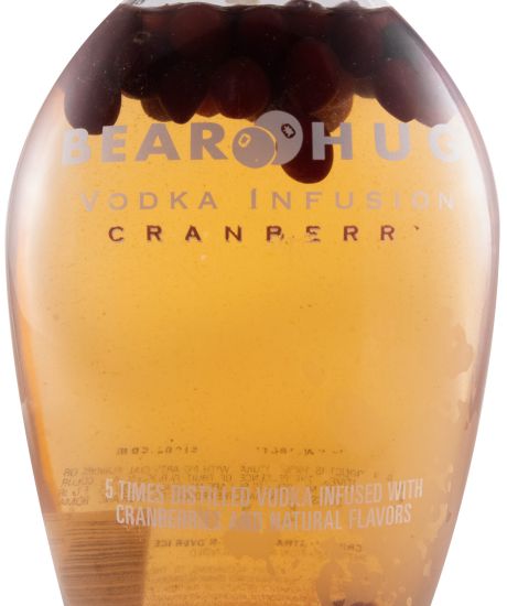 Vodka Bear Hug Infusion Cranberry 1L