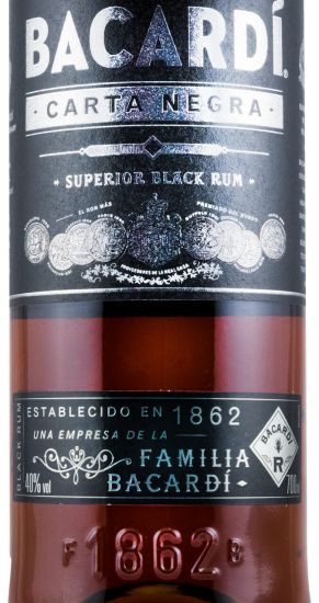 Rum Bacardí Black