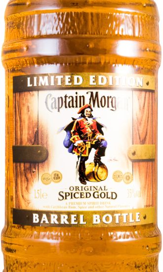 Rum Captain Morgan Spiced Gold Barrel Bottle 1.5L