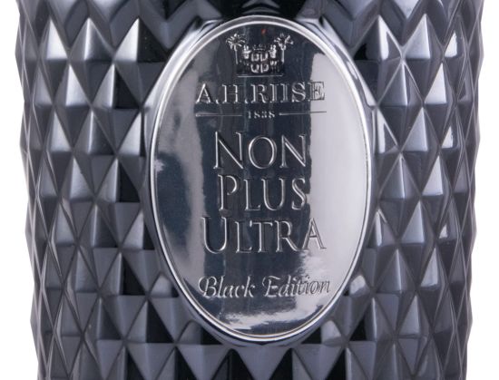 Rum A.H. Riise Non Plus Ultra Black Edition