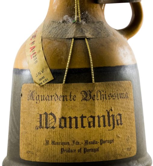 Spirit Montanha Velhíssima (ceramic bottle) 75cl