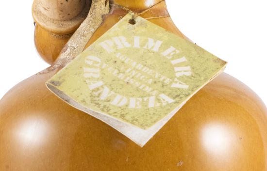 Wine Spirit Primeira Grandeza Velhíssima (ceramic bottle)