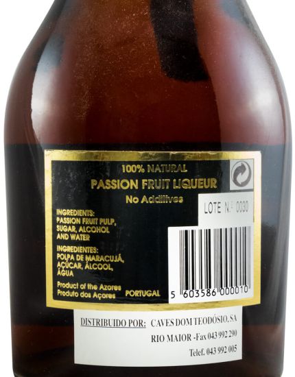 Licor Maracujá Mulher de Capote