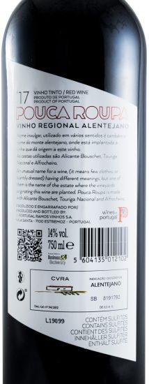 2017 João Portugal Ramos Pouca Roupa red