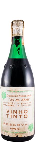 1964 Mouchão 25 de Abril red