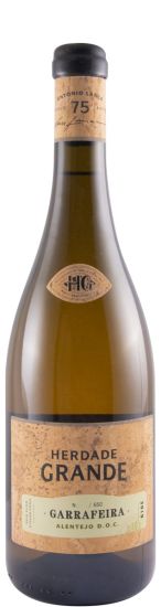 2019 Herdade Grande Garrafeira white