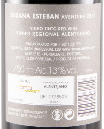 2022 Susana Esteban Aventura red