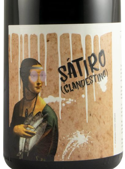 2022 Sátiro Clandestino red