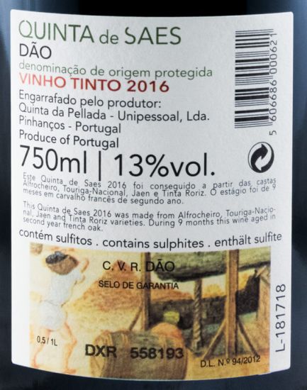 2016 Quinta de Saes red