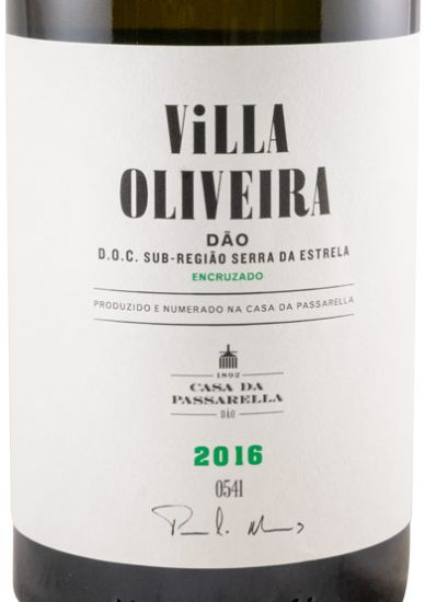 2016 Casa da Passarella Villa Oliveira Encruzado white