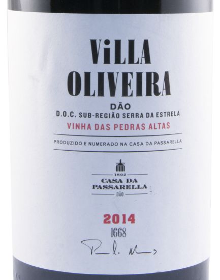 2014 Casa da Passarella Villa Oliveira Vinha das Pedras Altas red