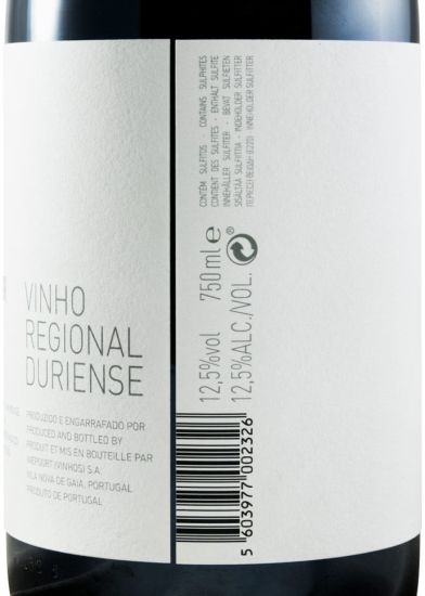 2016 Niepoort Projectos Pinot Noir red