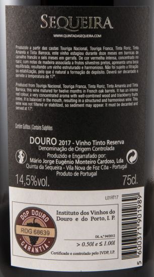 2017 Quinta da Sequeira Reserva red