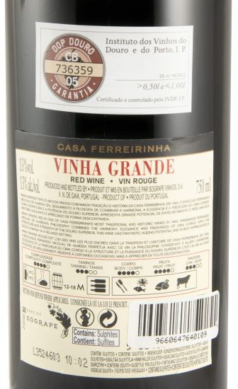 2022 Casa Ferreirinha Vinha Grande red
