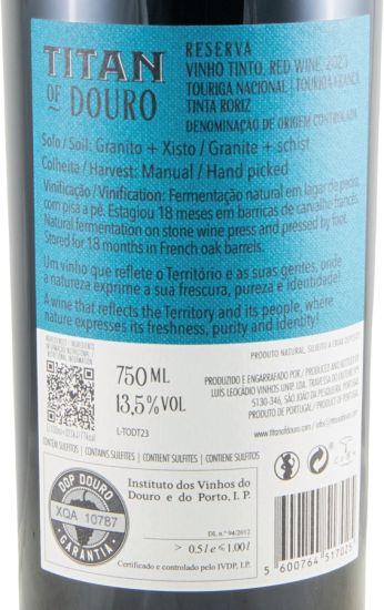 2023 Titan of Douro Reserva tinto