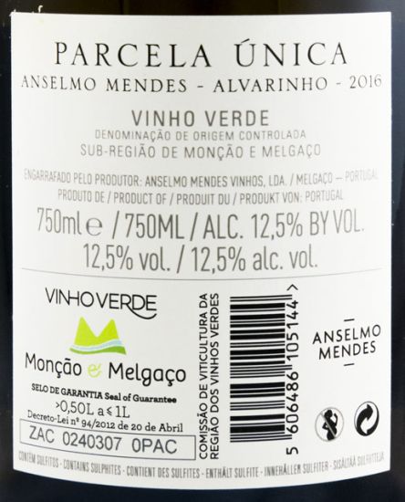 2016 Anselmo Mendes Parcela Única white