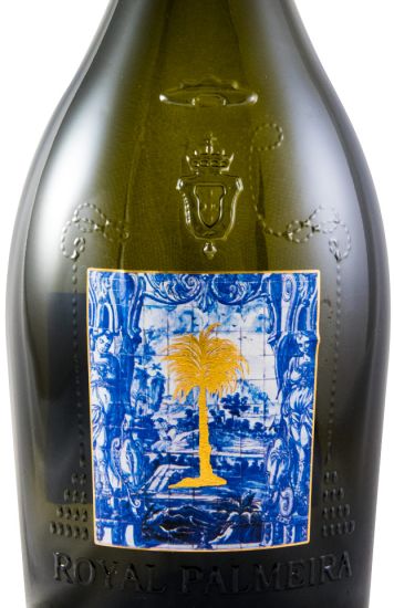 2015 Royal Palmeira Loureiro white