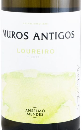 2017 Muros Antigos Loureiro white