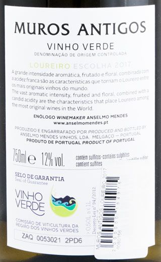 2017 Muros Antigos Loureiro white