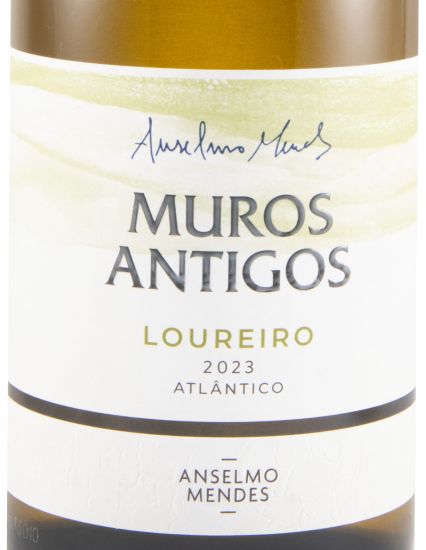 2023 Muros Antigos Loureiro branco