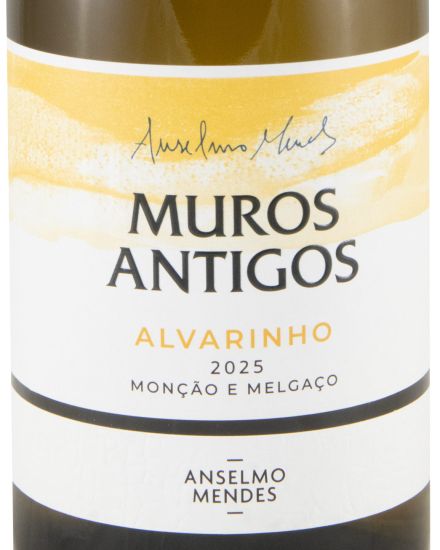 2025 Muros Antigos Alvarinho white