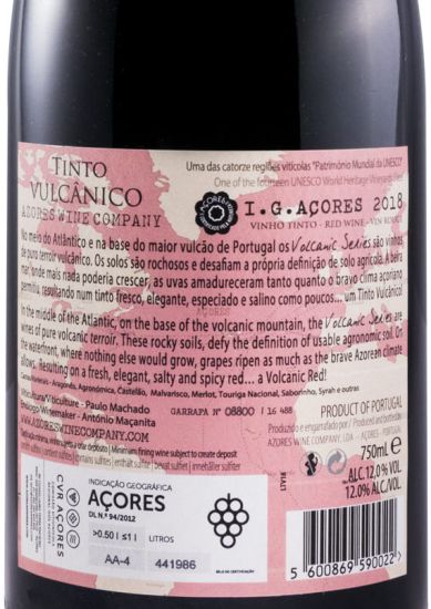 2018 Tinto Vulcânico red
