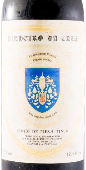 Pinheiro da Cruz red