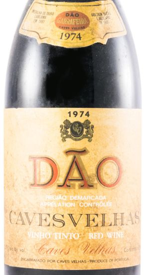 1974 Caves Velhas tinto