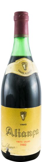 1982 Aliança Tinto Velho tinto (rótulo amarelo)