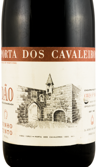 1975 Porta dos Cavaleiros red