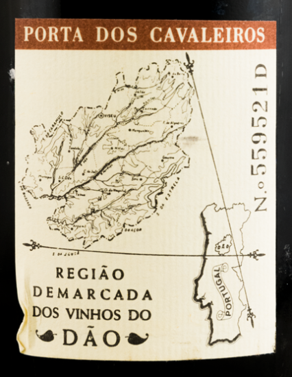 1975 Porta dos Cavaleiros red
