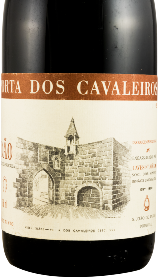 1982 Porta dos Cavaleiros red