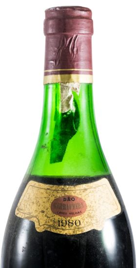 1980 Caves Velhas Garrafeira tinto