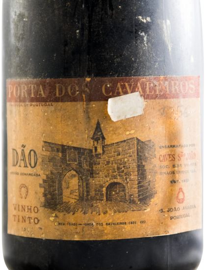 1966 Porta dos Cavaleiros red 1.5L