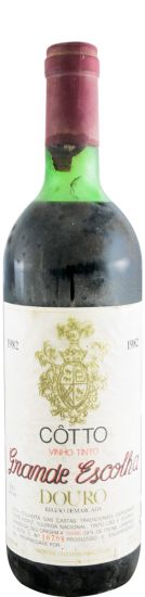 1982 Quinta do Côtto Grande Escolha red