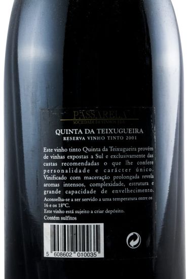 2001 Quinta da Teixugueira Reserva red