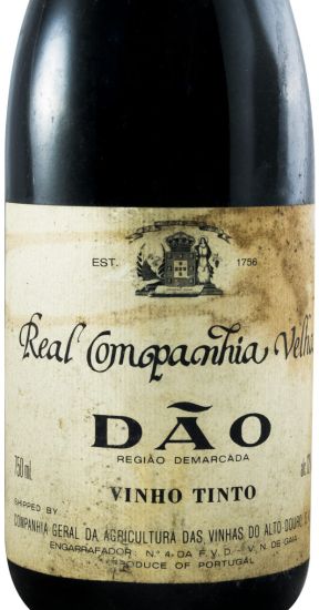 1980 Real Companhia Velha Dão red