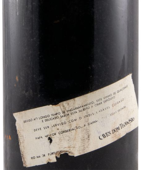 1957 Casaleiro Garrafeira red